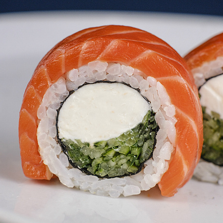 Філадельфії суші від суші бару Рис і Риба